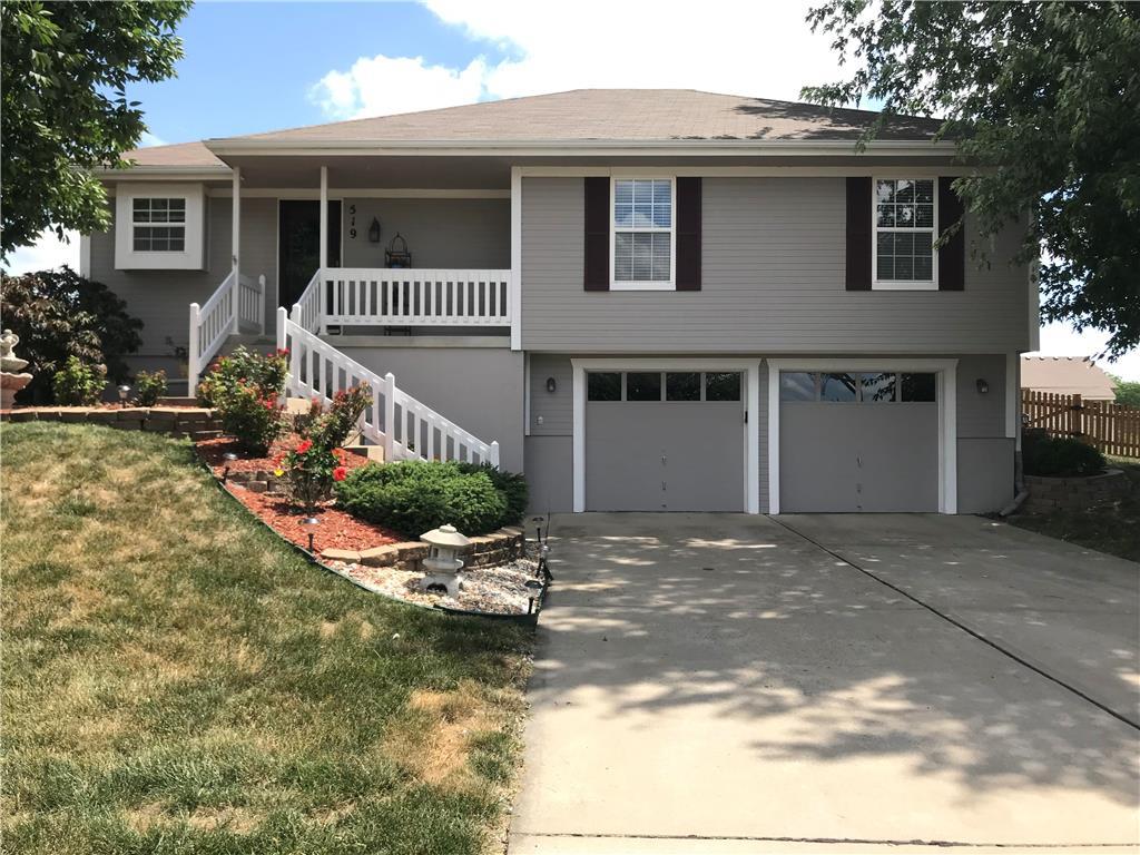 519 South Huntsman Boulevard Raymore, MO 64083 - Photo 1 of 1