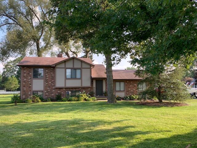 2655 West Auburn Road Rochester Hills, MI 48309 - Photo 1 of 16 Front of Home