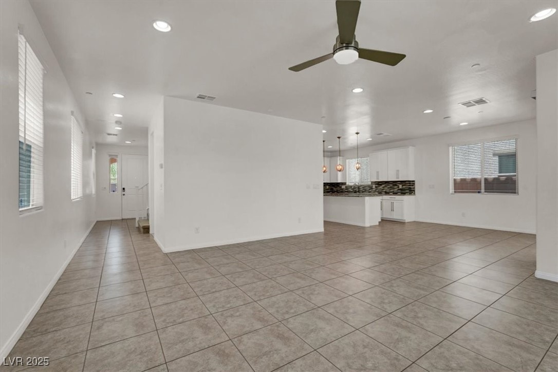 348 Andy Wheeler Drive Henderson, NV 89011 - Photo 10 of 42 Gallery Image 10