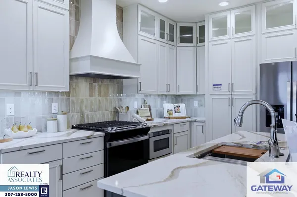 $829,900 | 2785 Berkshire Way, Casper, WY 82609