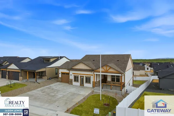$829,900 | 2785 Berkshire Way, Casper, WY 82609