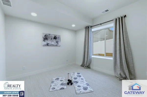 $829,900 | 2785 Berkshire Way, Casper, WY 82609