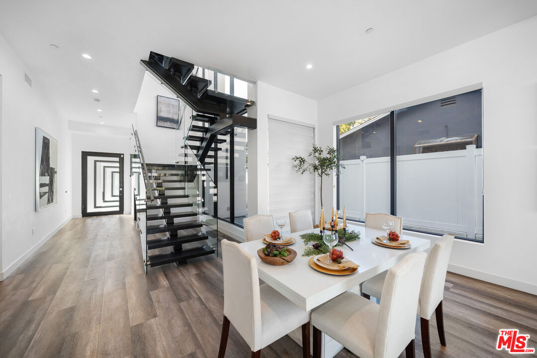 5812 Willis Avenue Sherman Oaks, CA 91411 - Photo 15 of 71