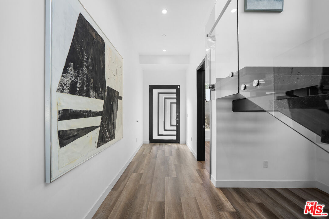 5812 Willis Avenue Sherman Oaks, CA 91411 - Photo 2 of 71