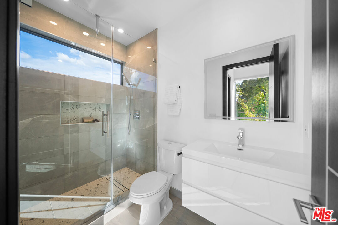 5812 Willis Avenue Sherman Oaks, CA 91411 - Photo 30 of 71