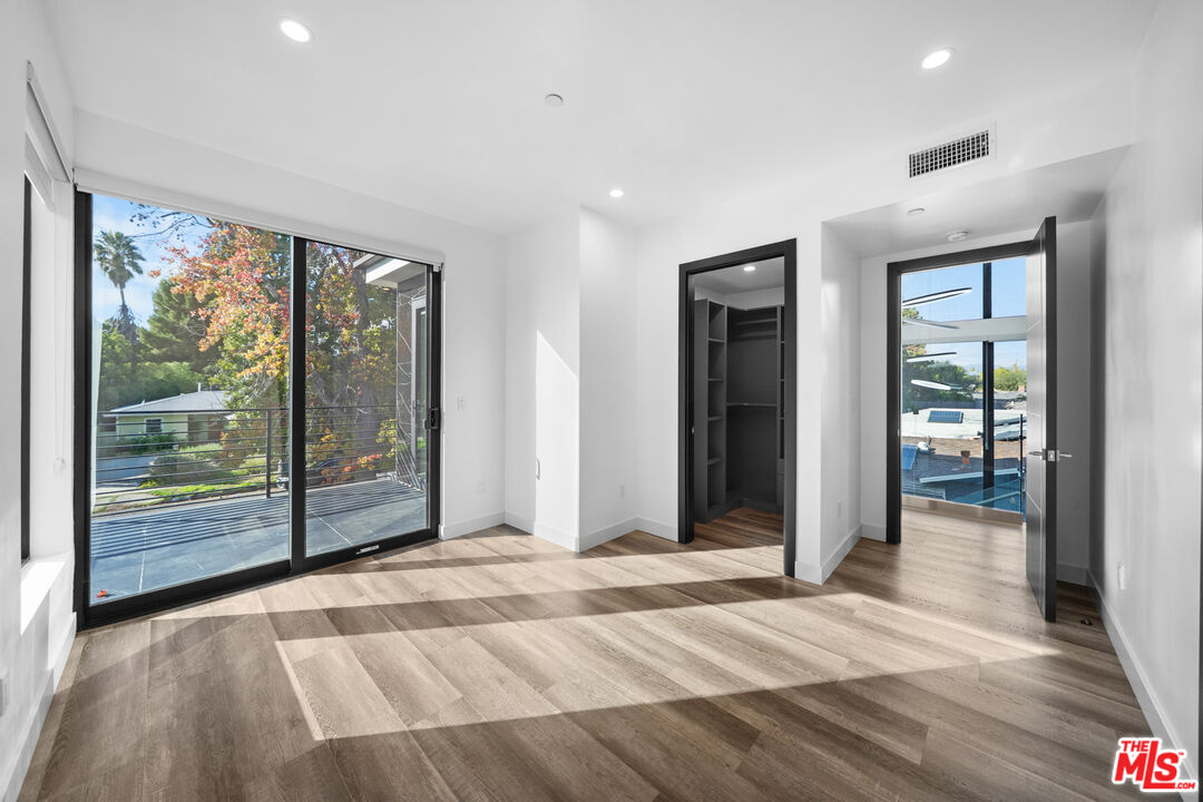 5812 Willis Avenue Sherman Oaks, CA 91411 - Photo 35 of 71