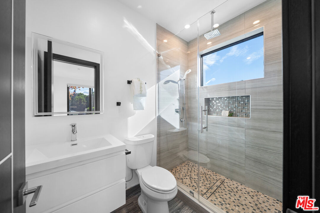 5812 Willis Avenue Sherman Oaks, CA 91411 - Photo 36 of 71