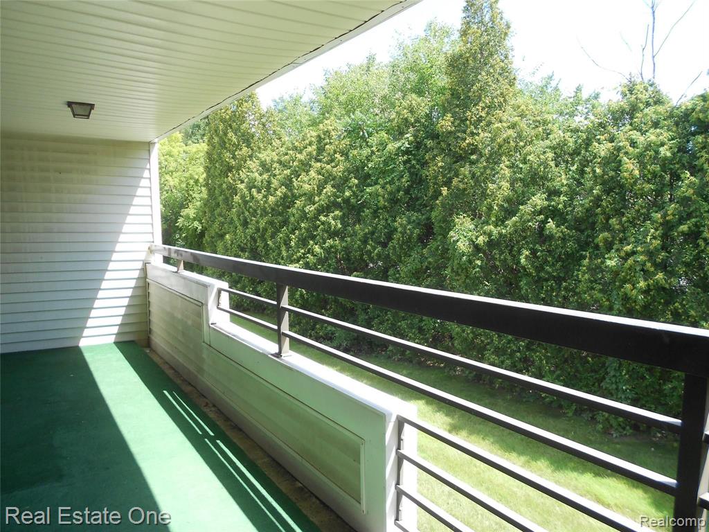 30414 Orchard Lake Road, Unit 10 Farmington, MI 48334 - Photo 14 of 14
