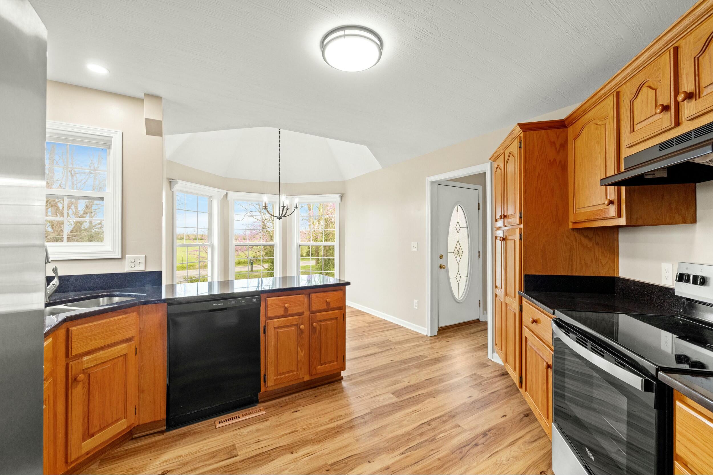 685 Waterworks Road Danville, KY 40422 - Photo 10 of 37 tempImageFhMrQW