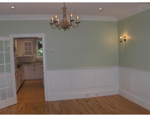 17 Wilson Road Lexington, MA 02421 - Photo 12 of 19
