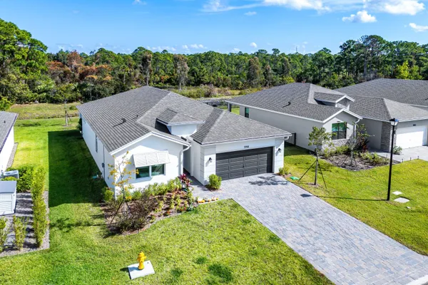 $572,500 | 5958 Southeast Sky Blue Circle, Stuart, FL 34997