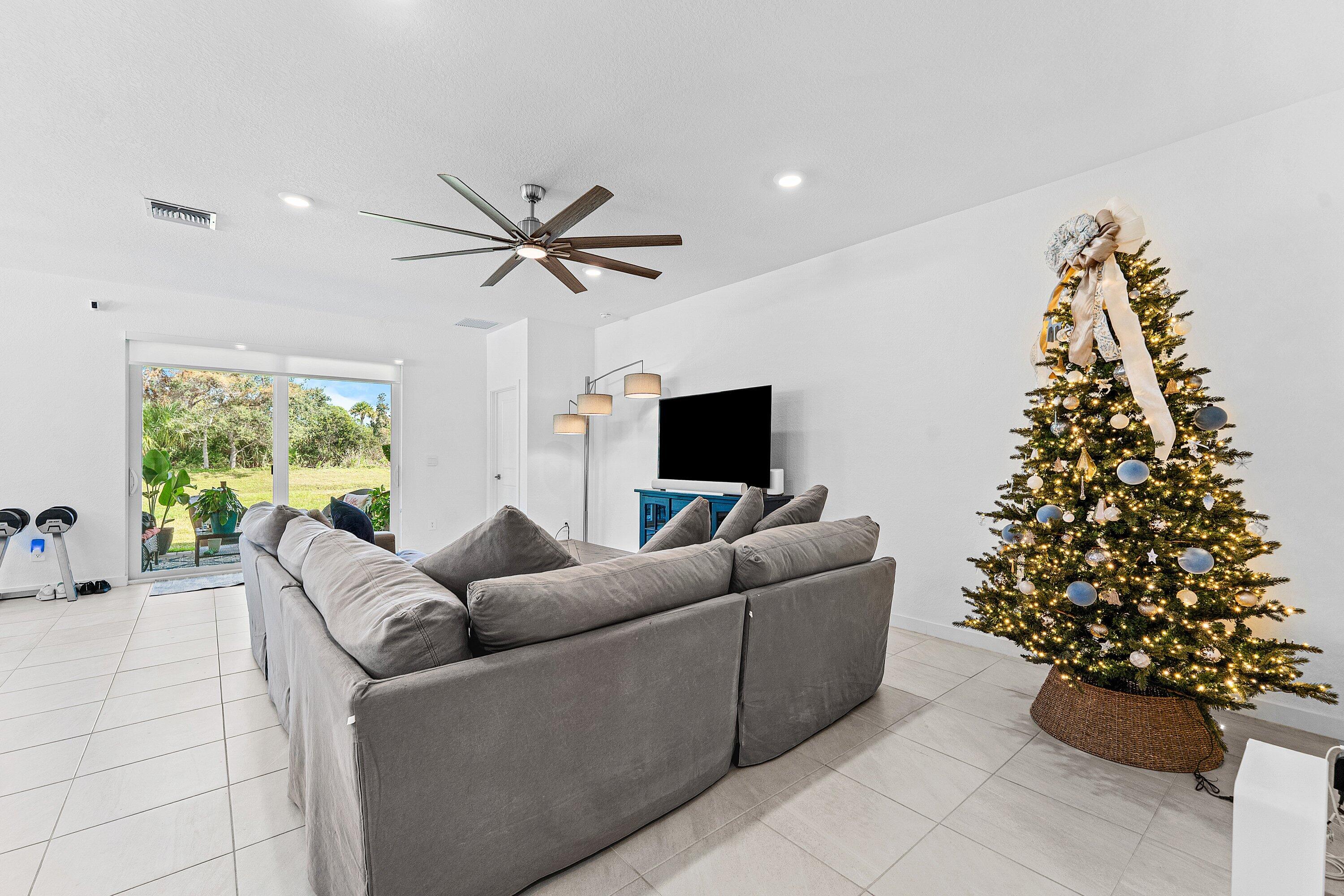5958 Southeast Sky Blue Circle Stuart, FL 34997 - Photo 13 of 49 Living Room