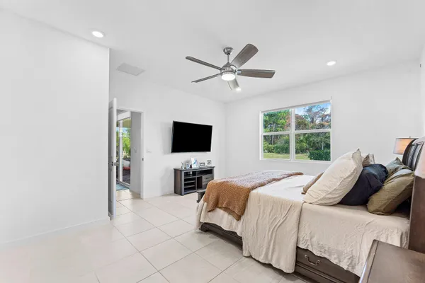 $572,500 | 5958 Southeast Sky Blue Circle, Stuart, FL 34997