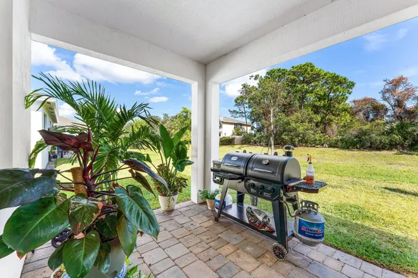 $572,500 | 5958 Southeast Sky Blue Circle, Stuart, FL 34997