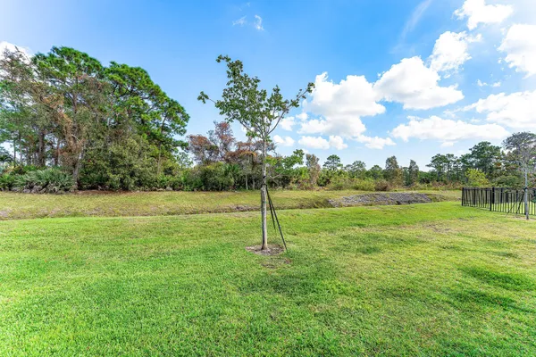 $572,500 | 5958 Southeast Sky Blue Circle, Stuart, FL 34997