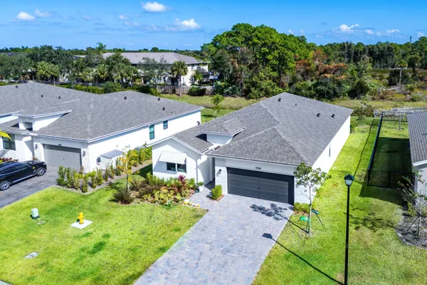 $572,500 | 5958 Southeast Sky Blue Circle, Stuart, FL 34997