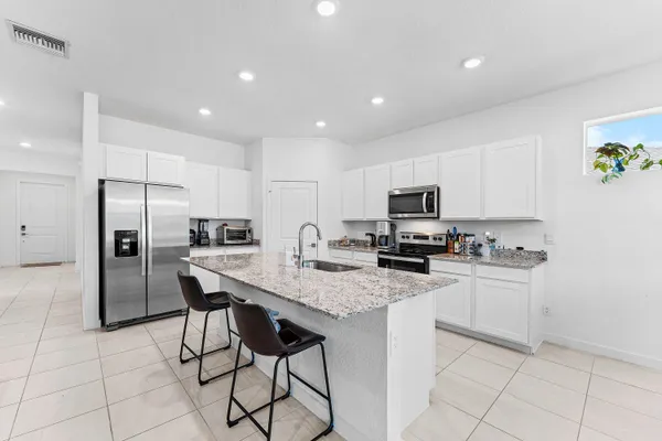 $572,500 | 5958 Southeast Sky Blue Circle, Stuart, FL 34997