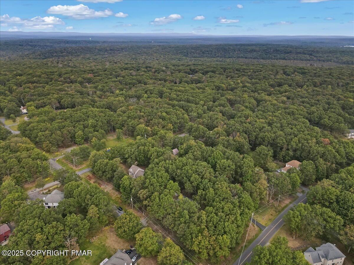 104 Schoonover Court Bushkill, PA 18324 - Photo 23 of 24 56-Photo Sep 16 2025, 9 16 13 AM