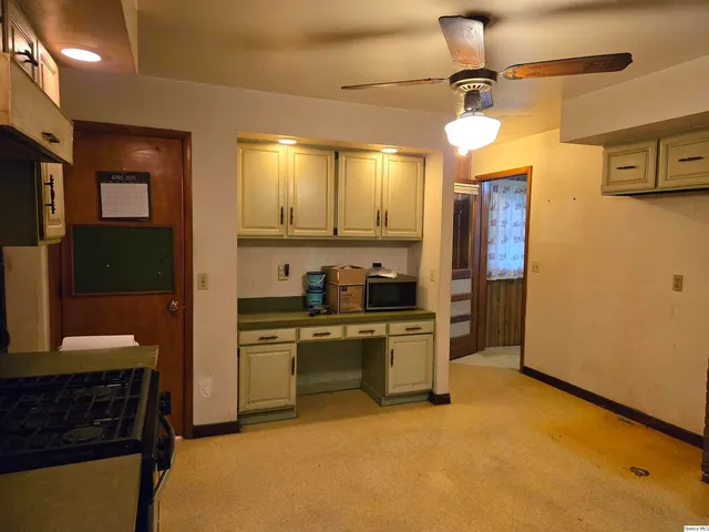 $99,000 | 517 West 6th Street, Beardstown, IL 62618