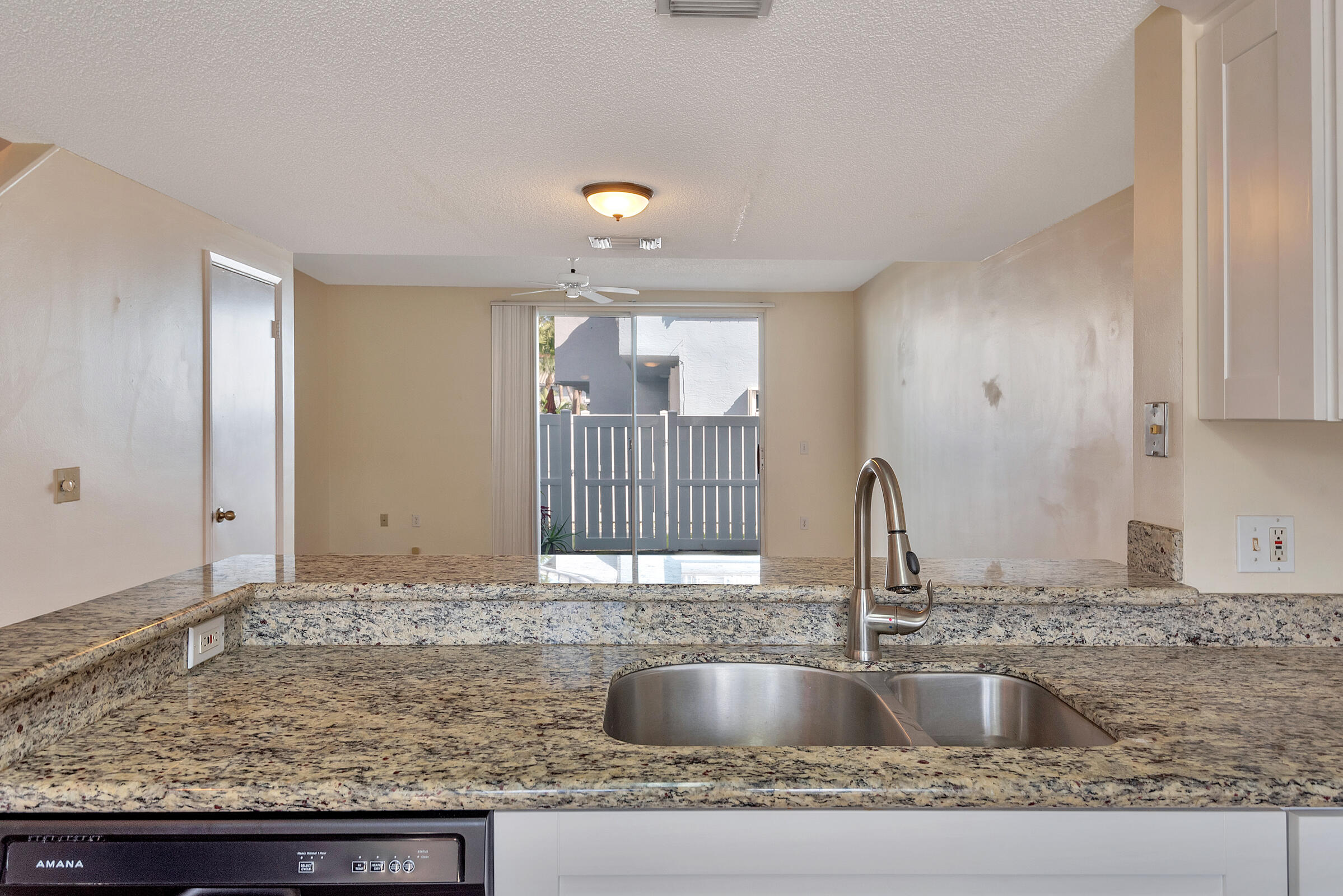 1020 Jeffery Street Boca Raton, FL 33487 - Photo 20 of 56 1020 - 018