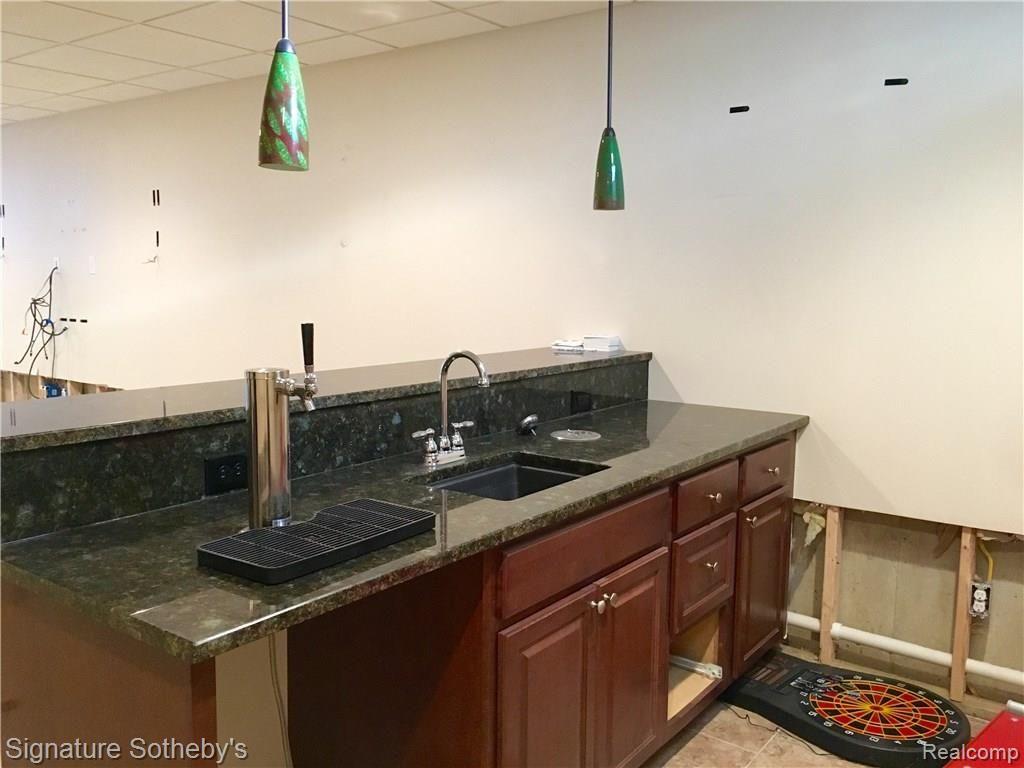 1559 Eaton Road Berkley, MI 48072 - Photo 21 of 27