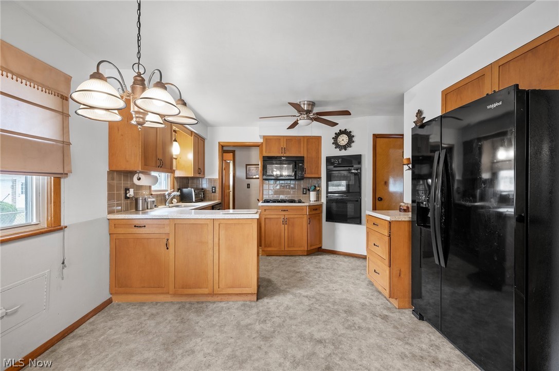 4113 Rabbit Run Drive Brooklyn, OH 44144 - Photo 7 of 28 Kitchen
