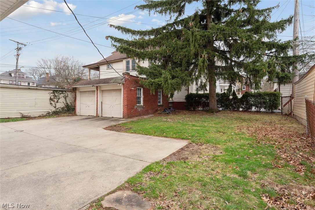 13108 Cedar Road Cleveland, OH 44118 - Photo 46 of 46