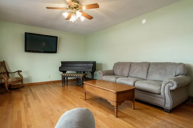 $245,000 | 309 Whittemore Drive, South Beloit, IL 61080