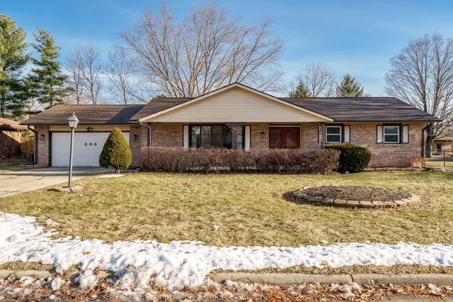 $245,000 | 309 Whittemore Drive, South Beloit, IL 61080