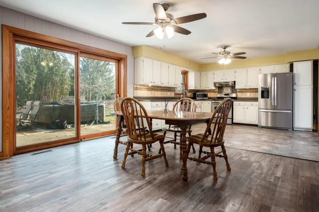 $245,000 | 309 Whittemore Drive, South Beloit, IL 61080