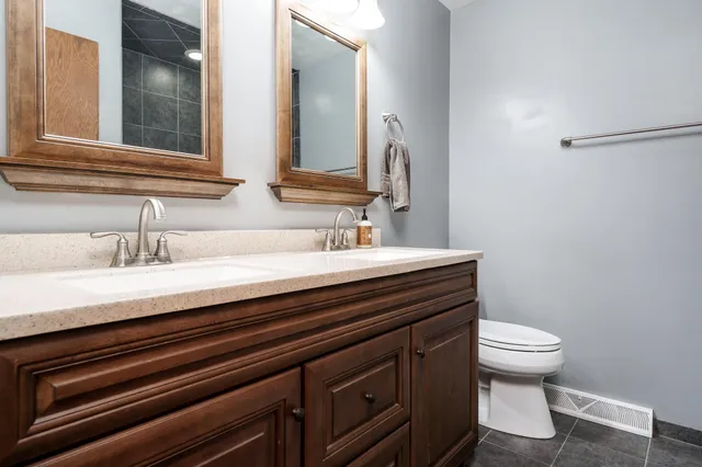 $245,000 | 309 Whittemore Drive, South Beloit, IL 61080