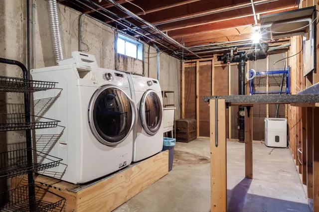 $245,000 | 309 Whittemore Drive, South Beloit, IL 61080