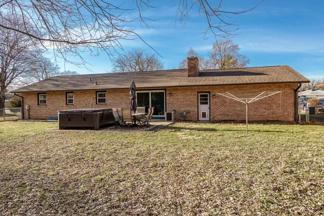 $245,000 | 309 Whittemore Drive, South Beloit, IL 61080
