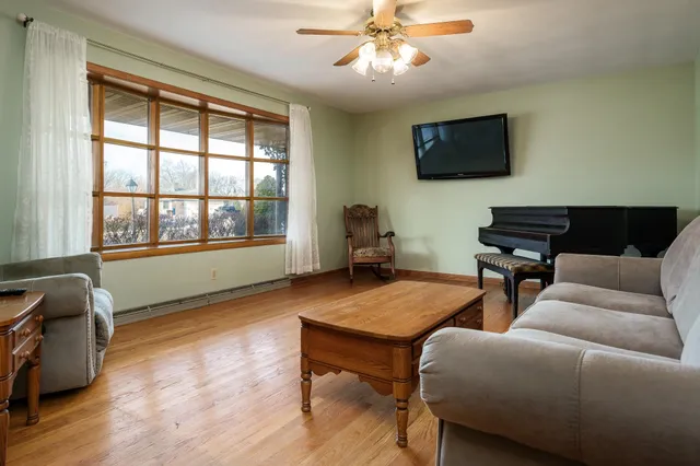 $245,000 | 309 Whittemore Drive, South Beloit, IL 61080