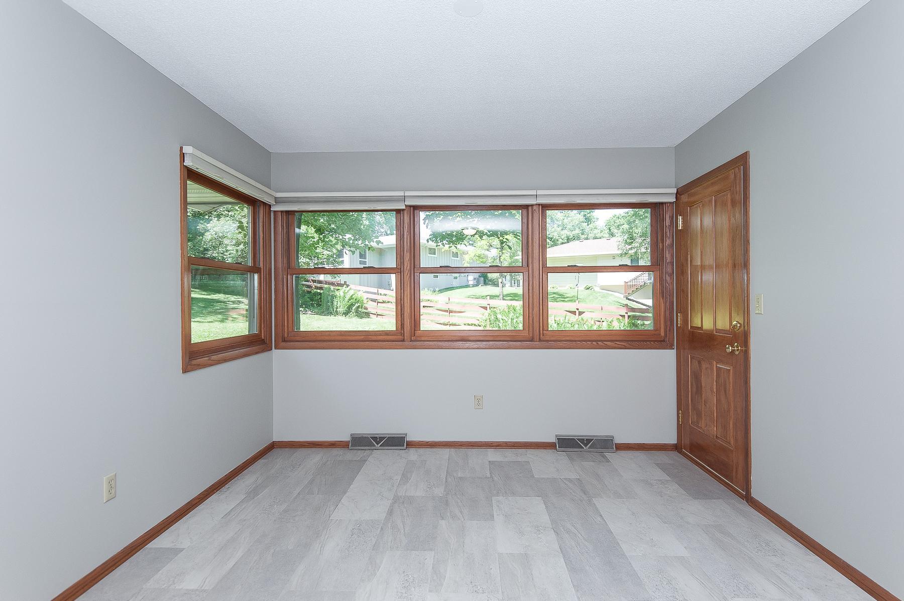 2237 Vanir Court Northwest Rochester, MN 55901 - Photo 13 of 29