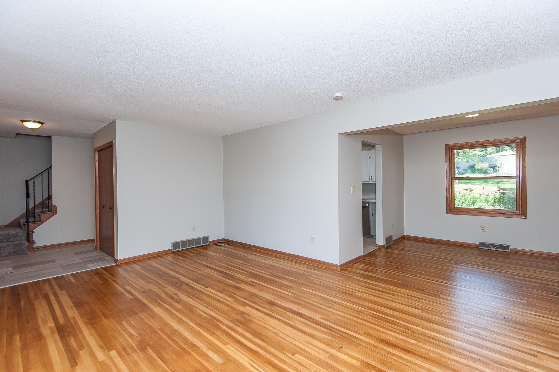 2237 Vanir Court Northwest Rochester, MN 55901 - Photo 3 of 29