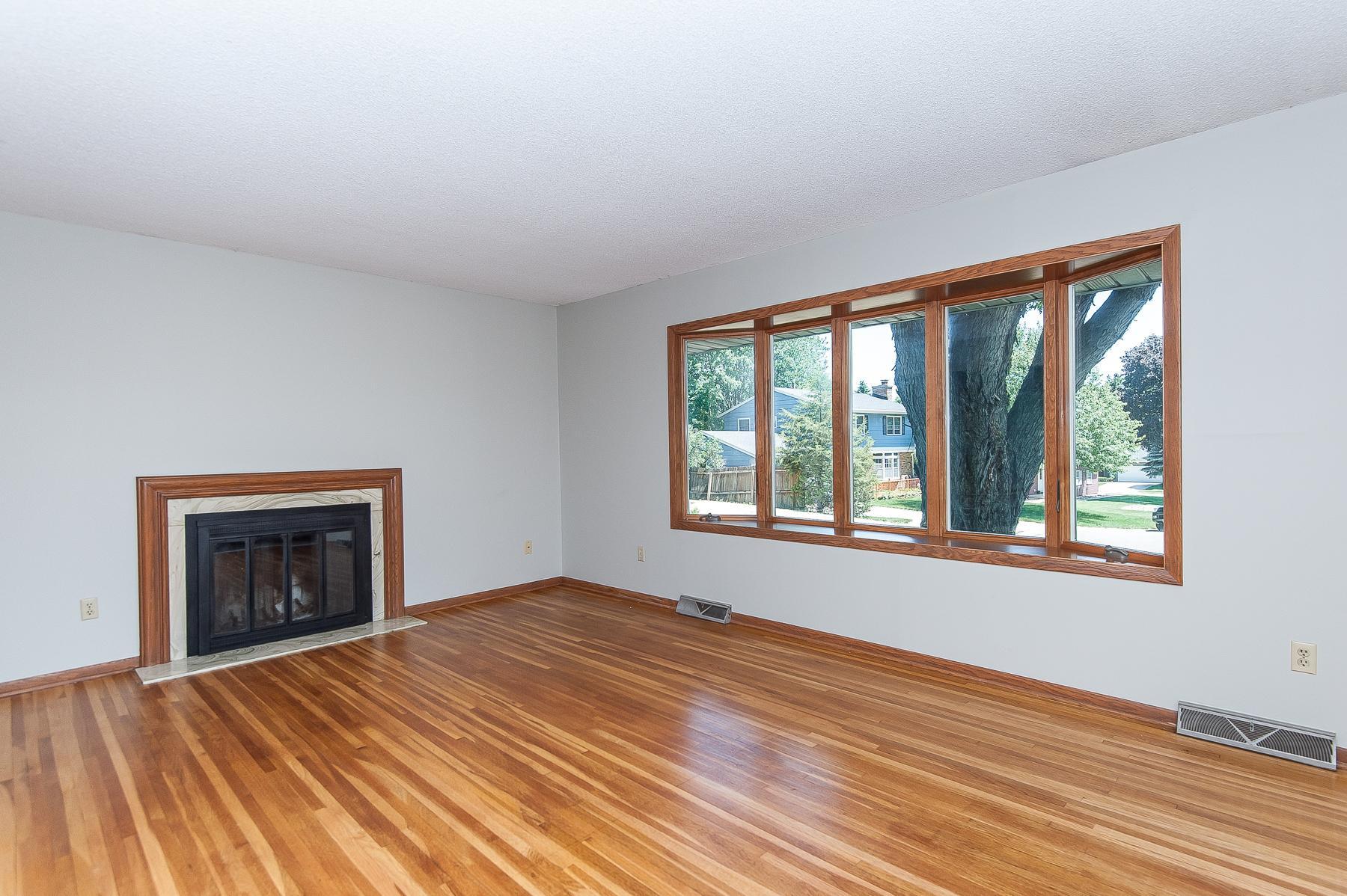 2237 Vanir Court Northwest Rochester, MN 55901 - Photo 5 of 29
