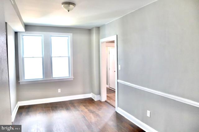 4011 Fairfax Road Baltimore, MD 21216 - Photo 4 of 33