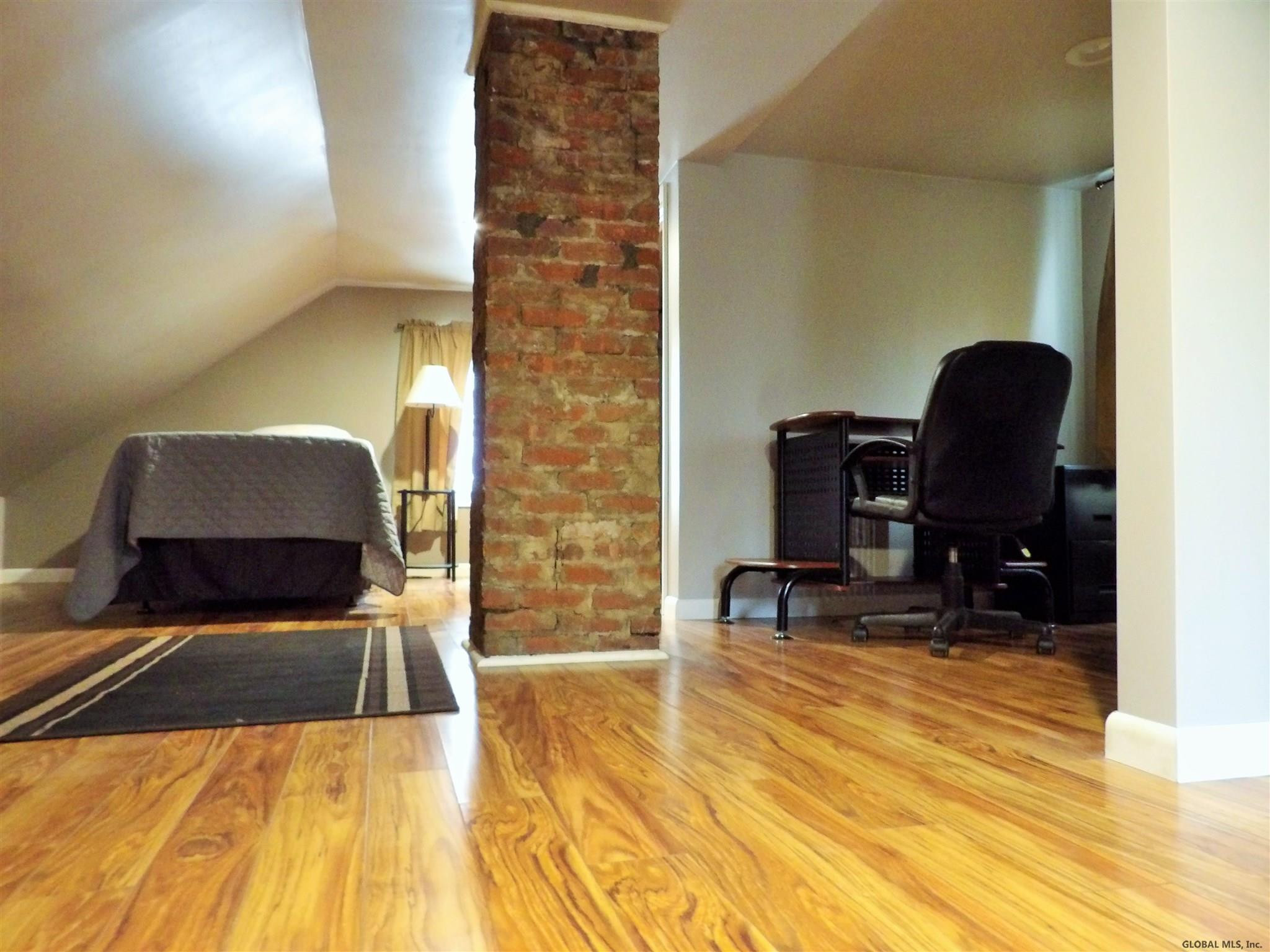 233 Princetown Road Rotterdam, NY 12306 - Photo 20 of 28 Photo 21