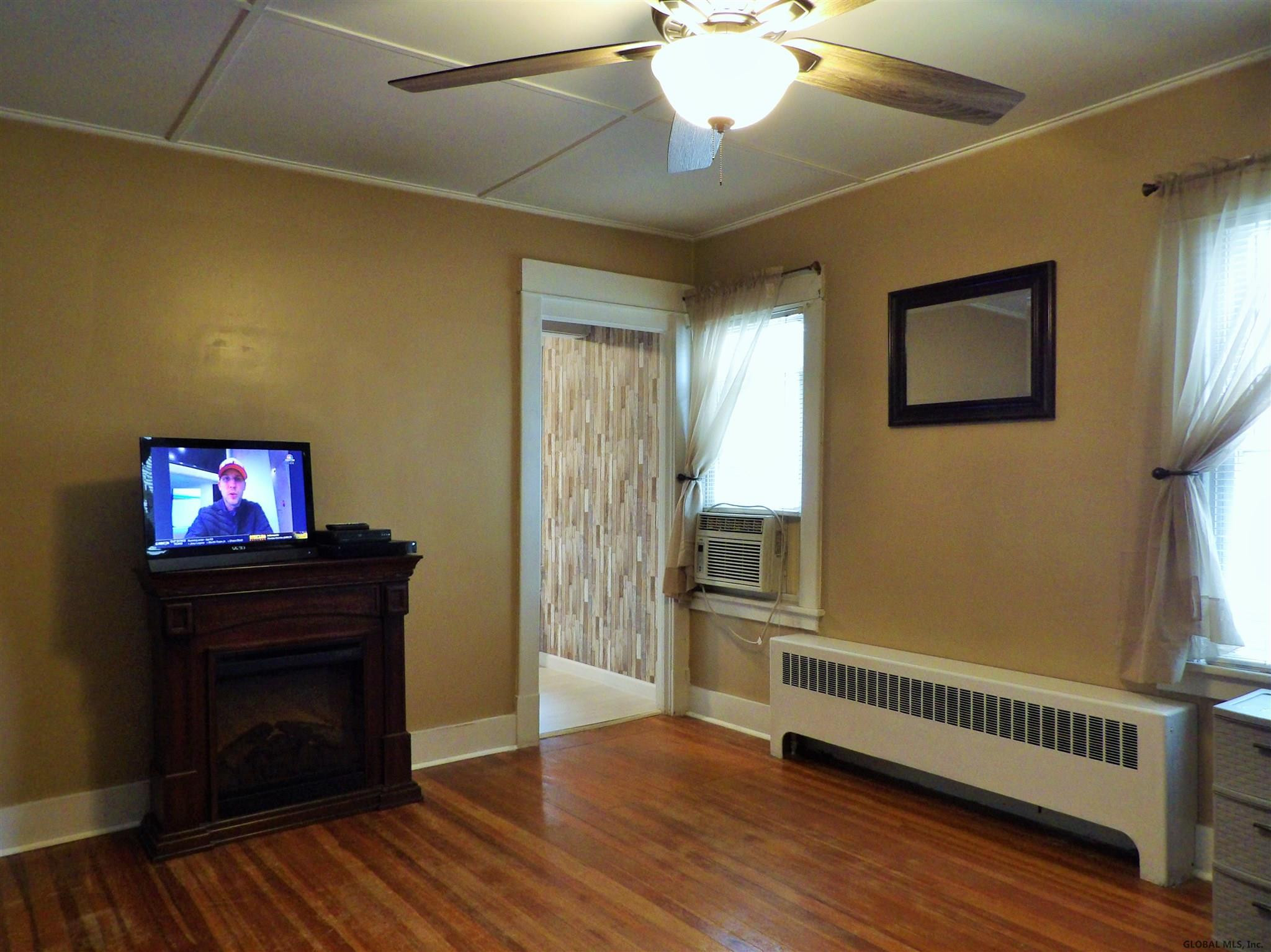 233 Princetown Road Rotterdam, NY 12306 - Photo 3 of 28 Photo 3