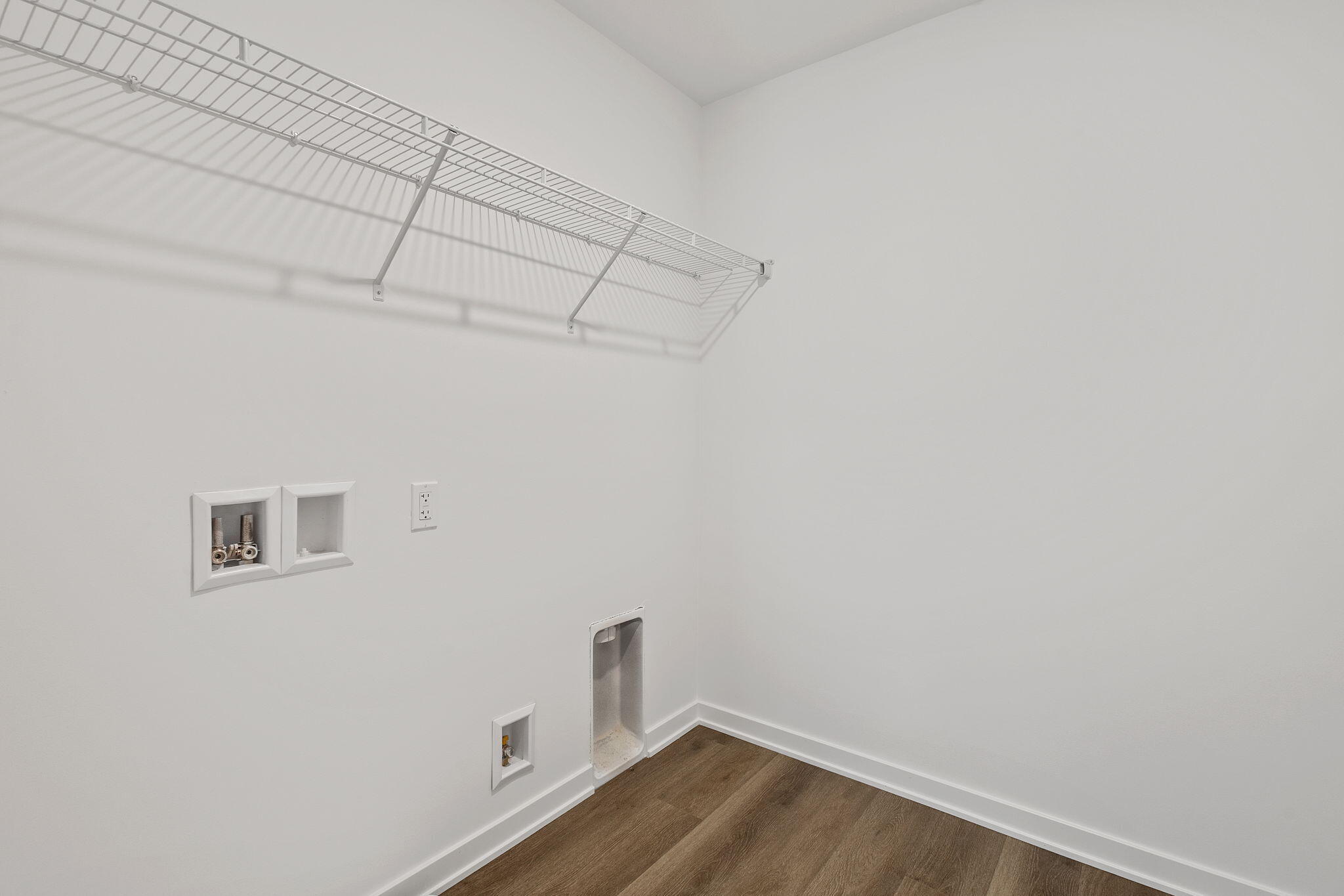 7770 West 106th Lane Crown Point, IN 46307 - Photo 20 of 25 a view of a room with wooden floor