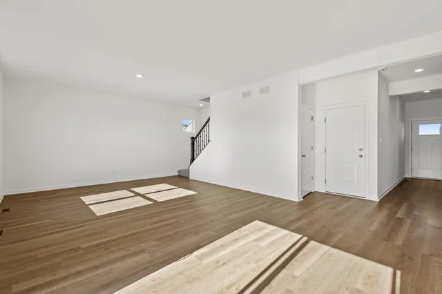 a view of a livingroom with an empty space