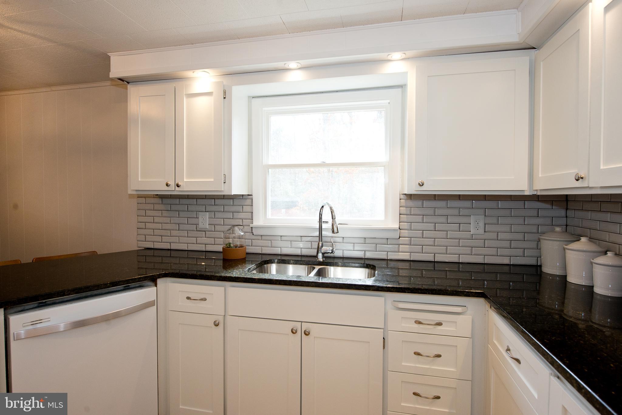 22261 Point Lookout Road Leonardtown, MD 20650 - Photo 5 of 33 Gallery Image 5