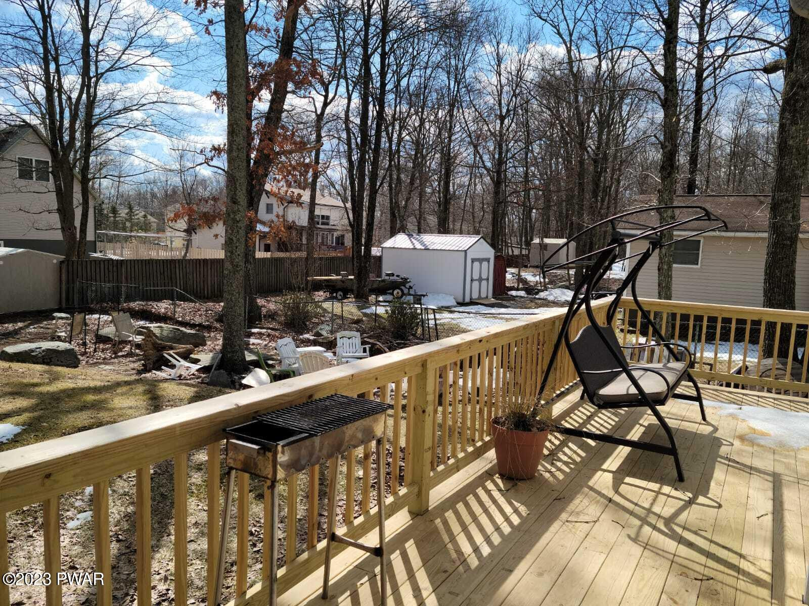 146 Roundhill Road Dingmans Ferry, PA 18328 - Photo 46 of 53 a view of balcony with furniture