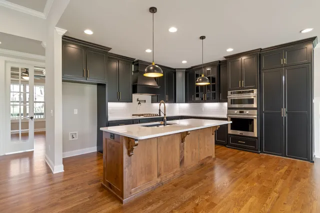 $989,900 | 4111 Affiant Way, Culleoka, TN 38451