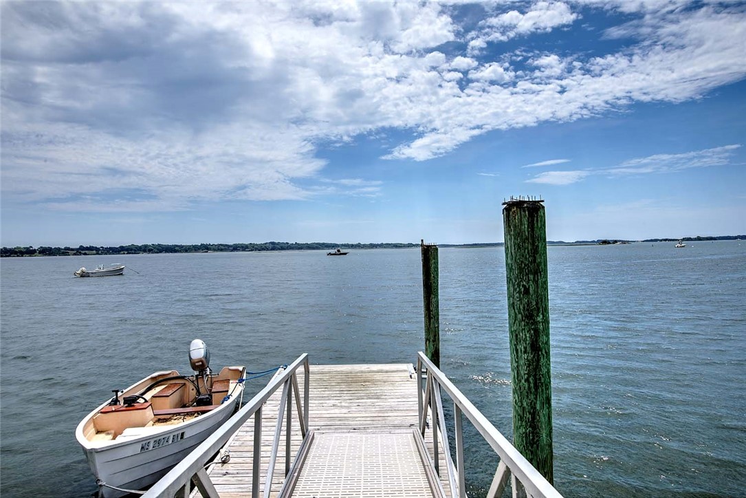 1680 Drift Road Westport, MA 02790 - Photo 5 of 32