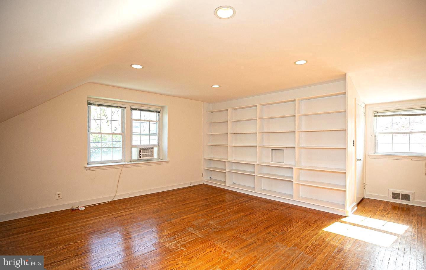 526 Williams Road Wynnewood, PA 19096 - Photo 14 of 28