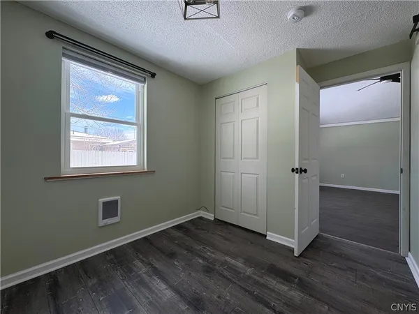 $178,900 | 21990 Admirals Walk, Le Ray, NY 13601