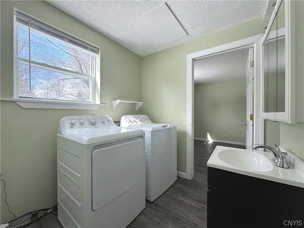 $178,900 | 21990 Admirals Walk, Le Ray, NY 13601