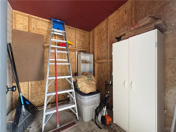 $178,900 | 21990 Admirals Walk, Le Ray, NY 13601